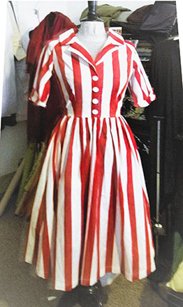 Kleid aus Candy Streifenstoff